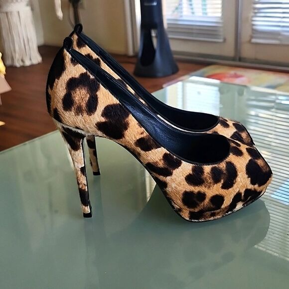 Giuseppe Zanotti Calfskin Heels